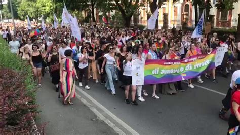 gay novara|Novara Pride: circa 2000 persone in corteo per i diritti